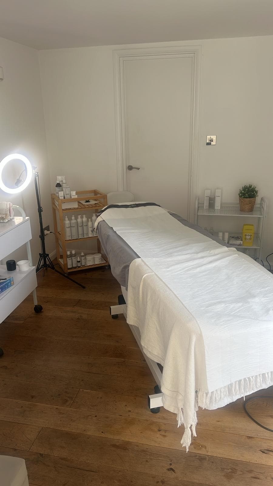 The White Beauty Room 2